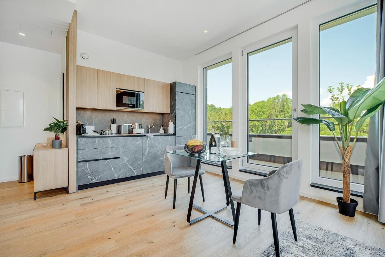 Bright: Rosenheim Aicherpark Bagian luar foto